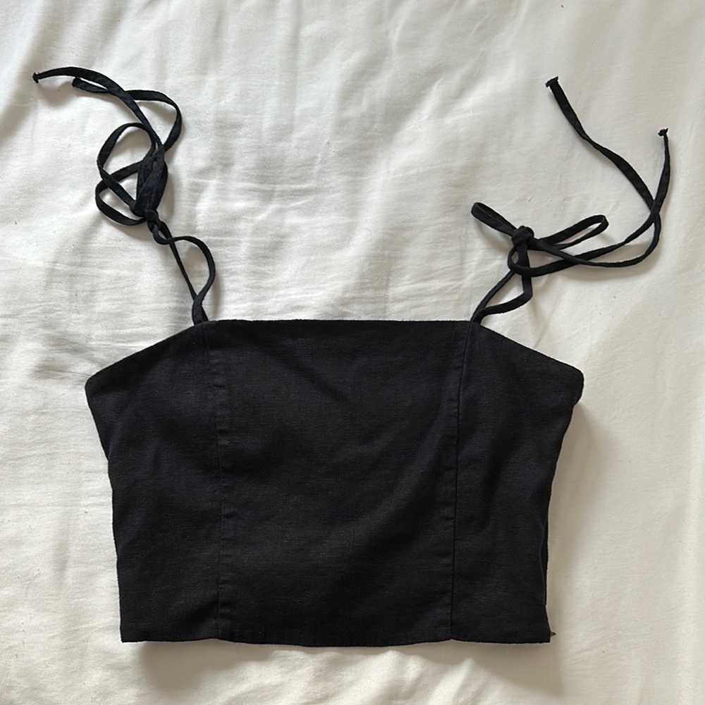 Forever 21 Black Crop Tie Front Camisole